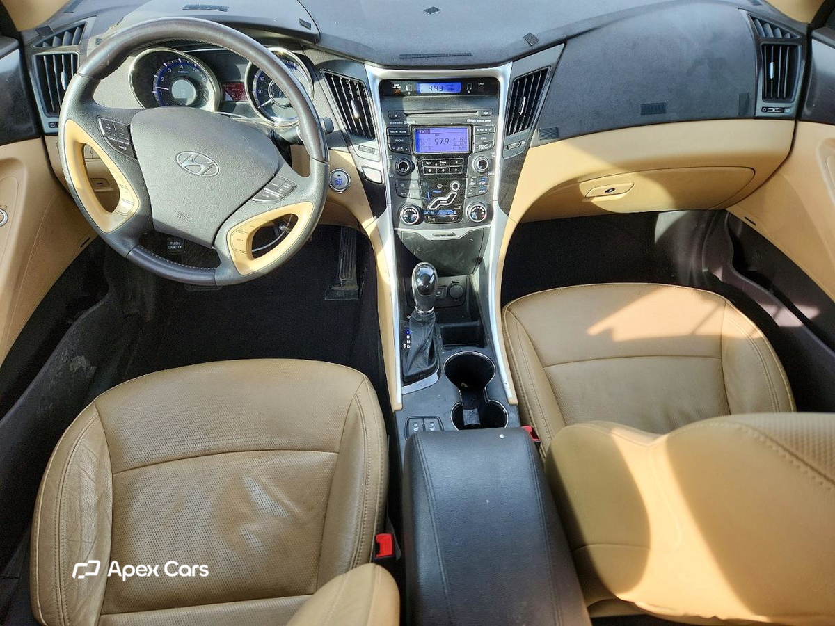 Hyundai Sonata 2013