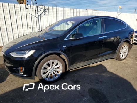 Tesla Model X 2020 - Image 1 of 13