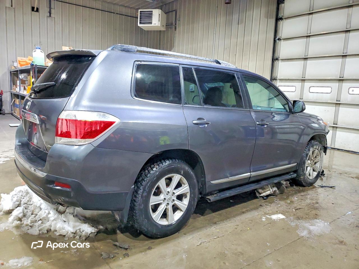 Toyota Highlander 2013
