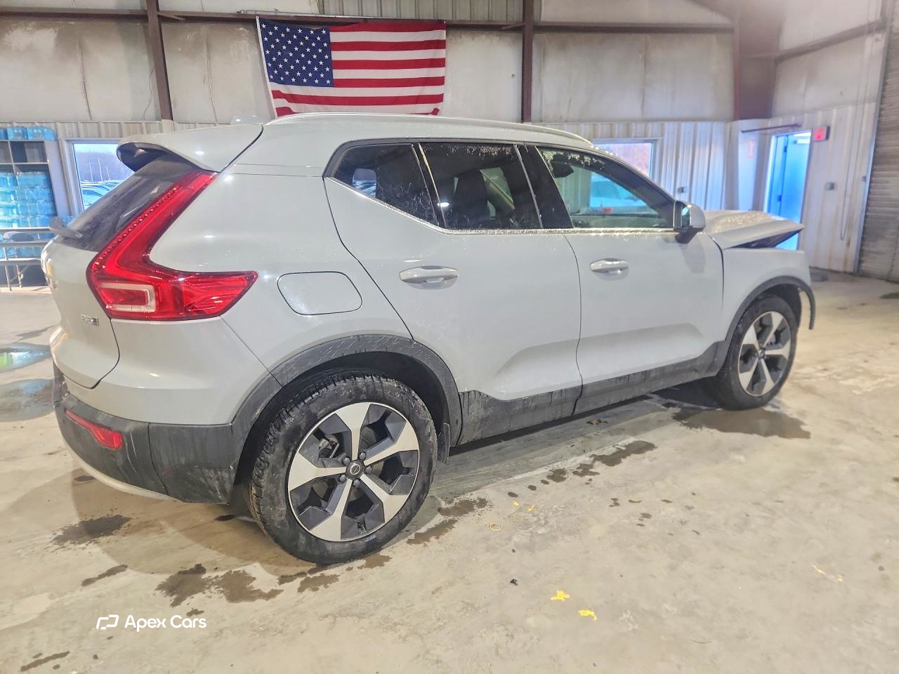 Volvo XC40 2025