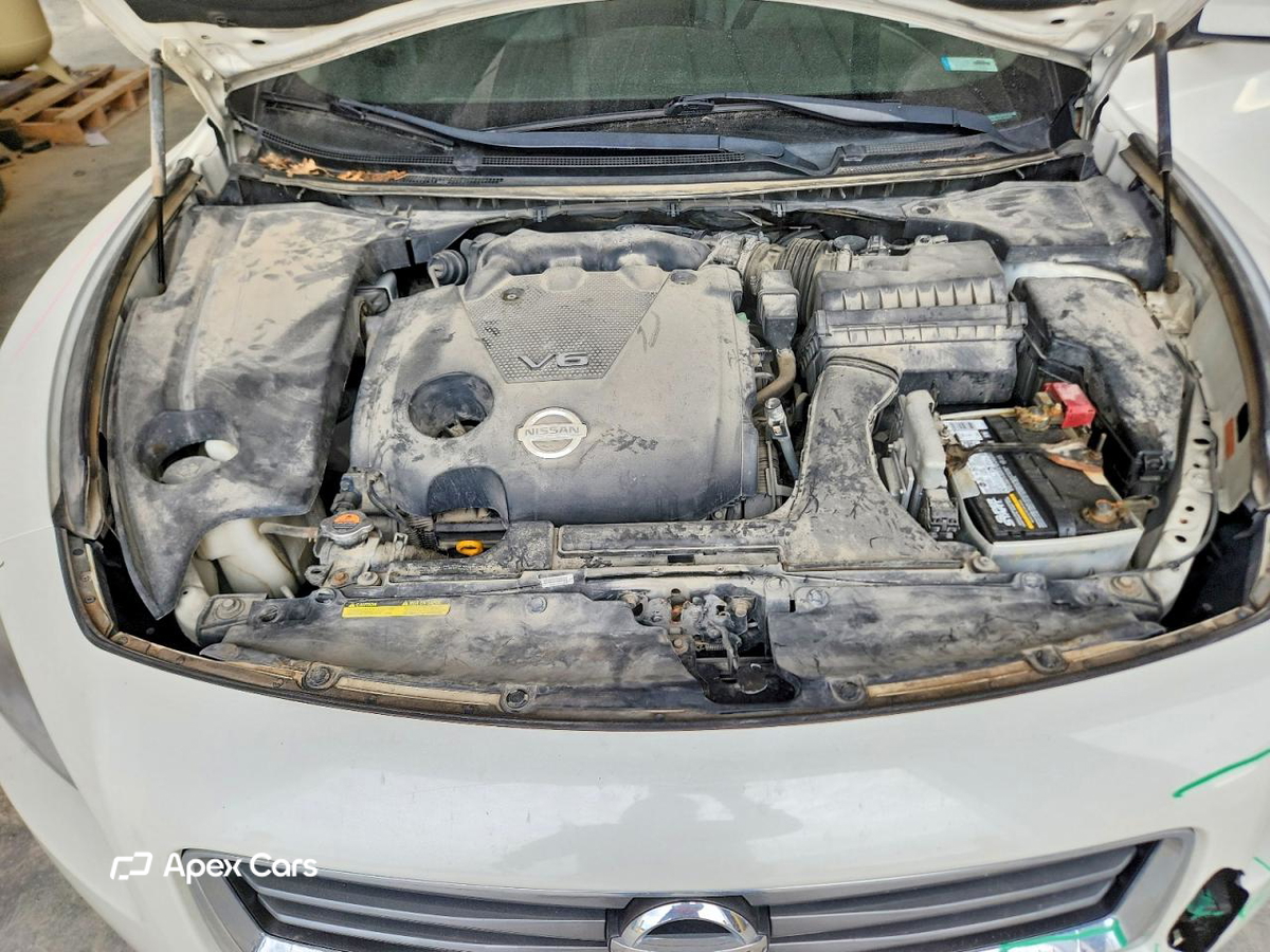 Nissan Maxima 2014