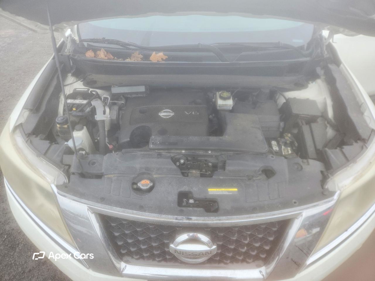 Nissan Pathfinder 2016