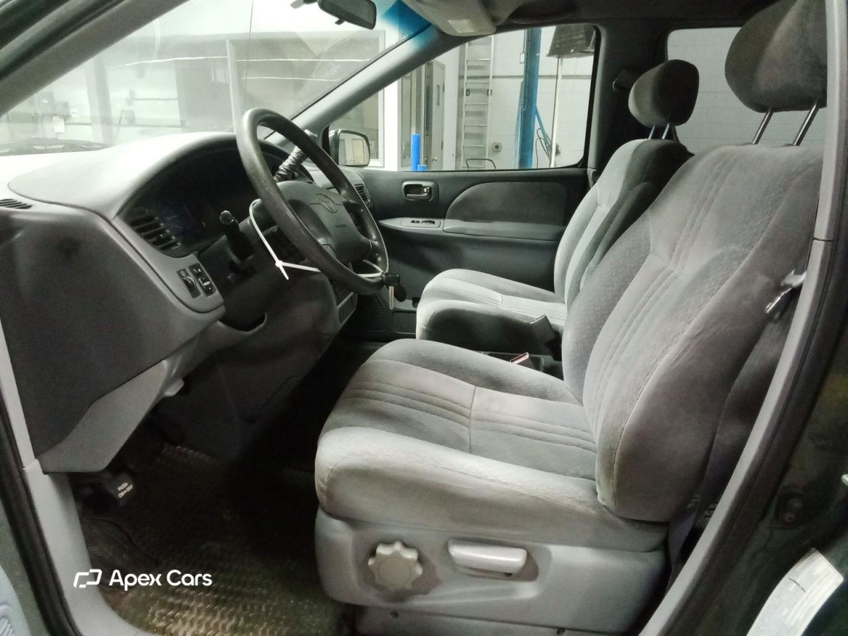 Toyota Sienna 2002