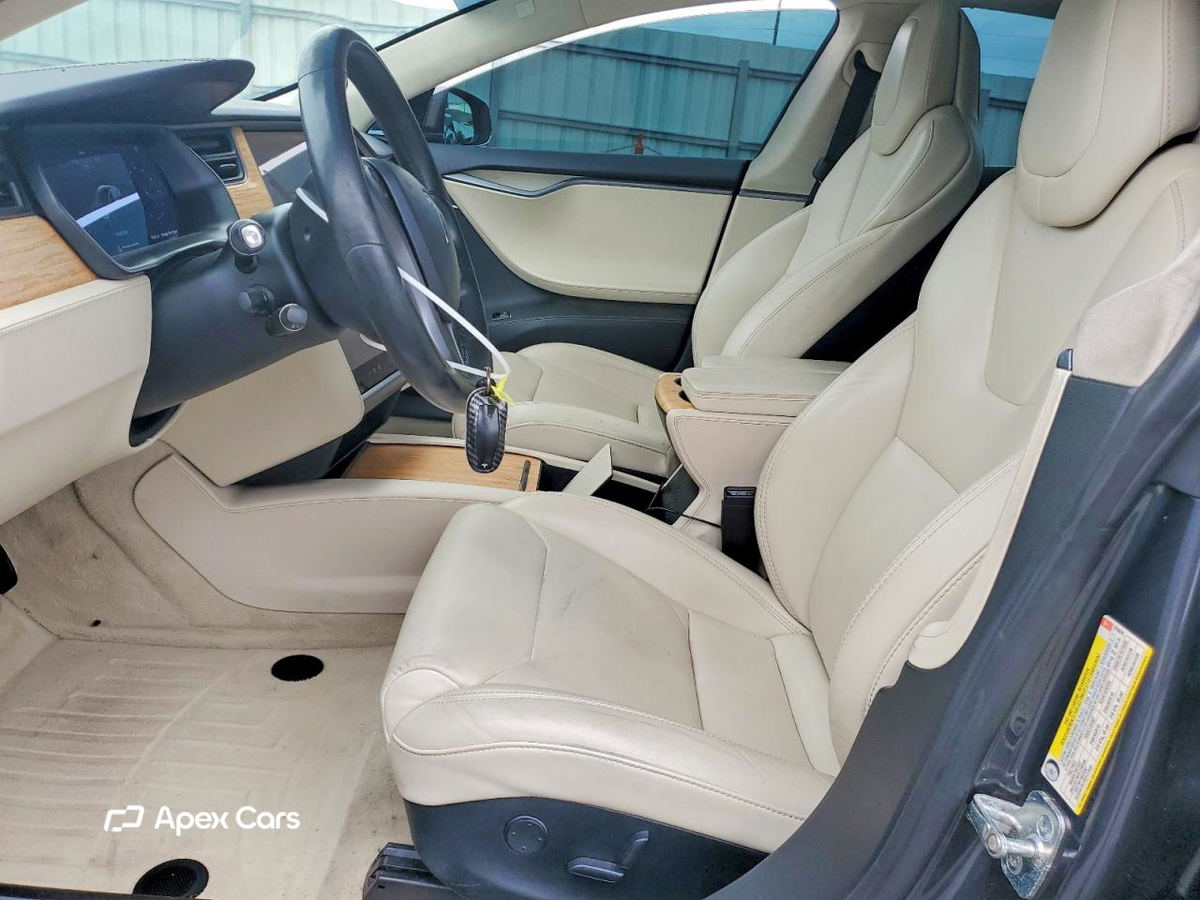 Tesla Model S 2018
