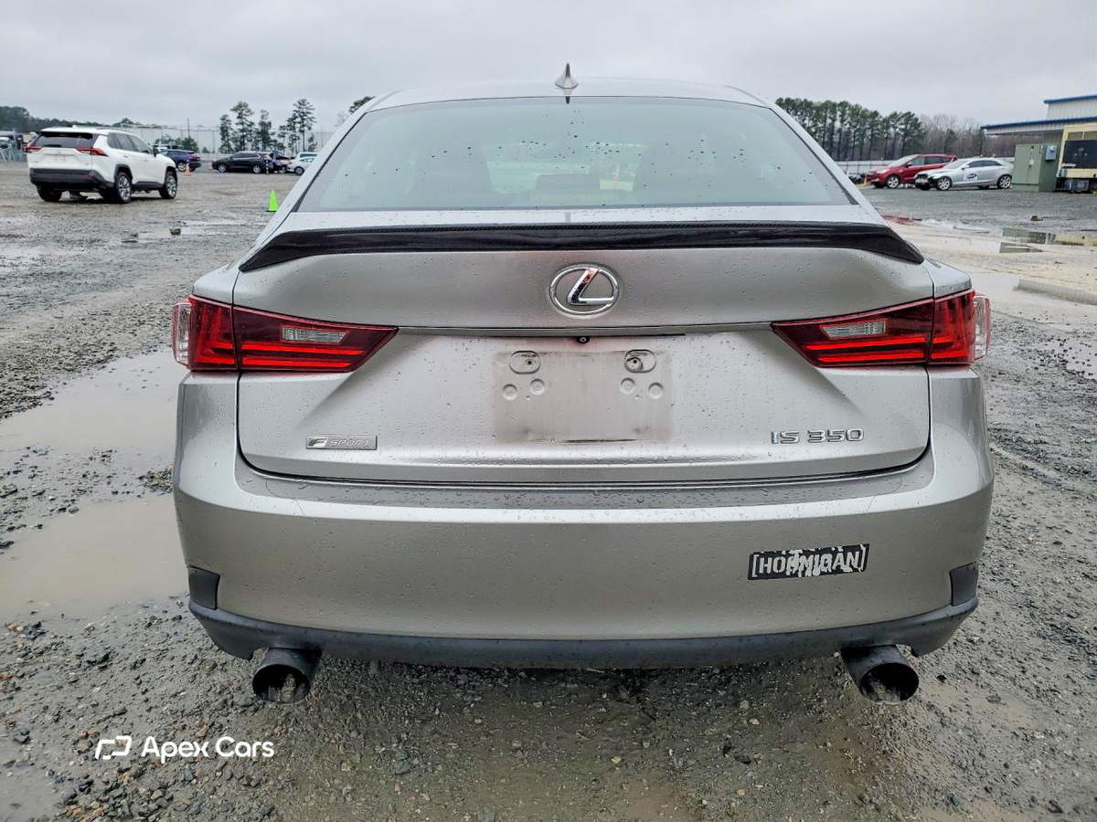 Lexus IS 2015