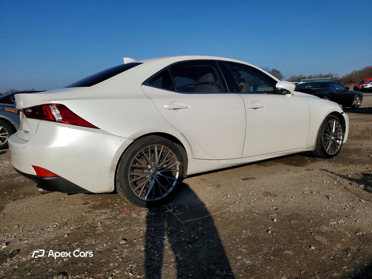 Lexus IS 2014