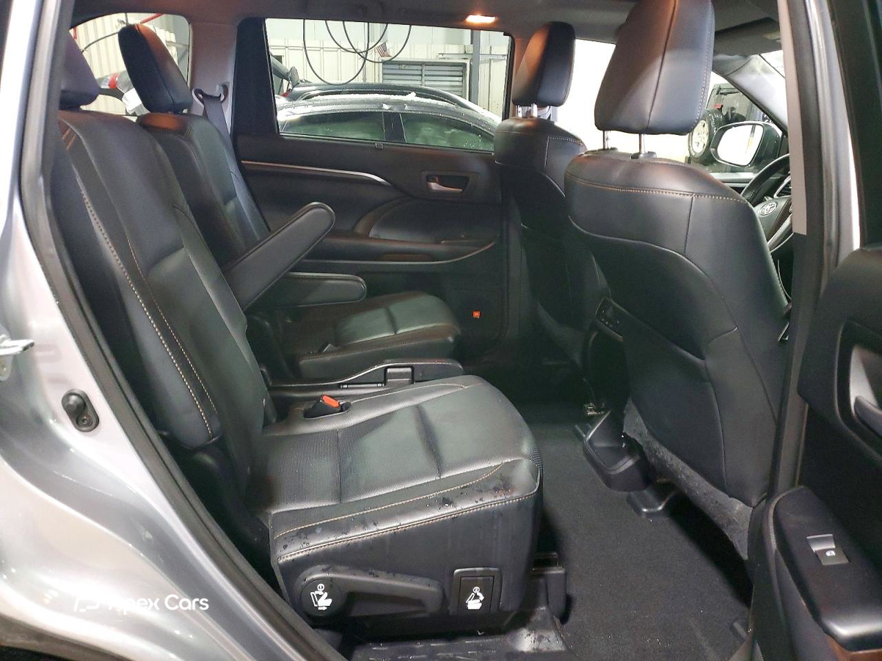 Toyota Highlander 2015