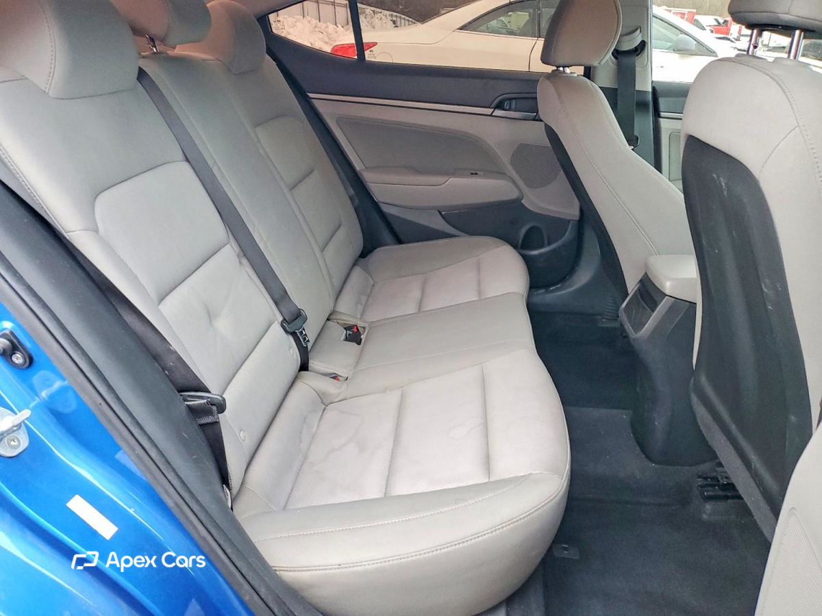 Hyundai Elantra 2017