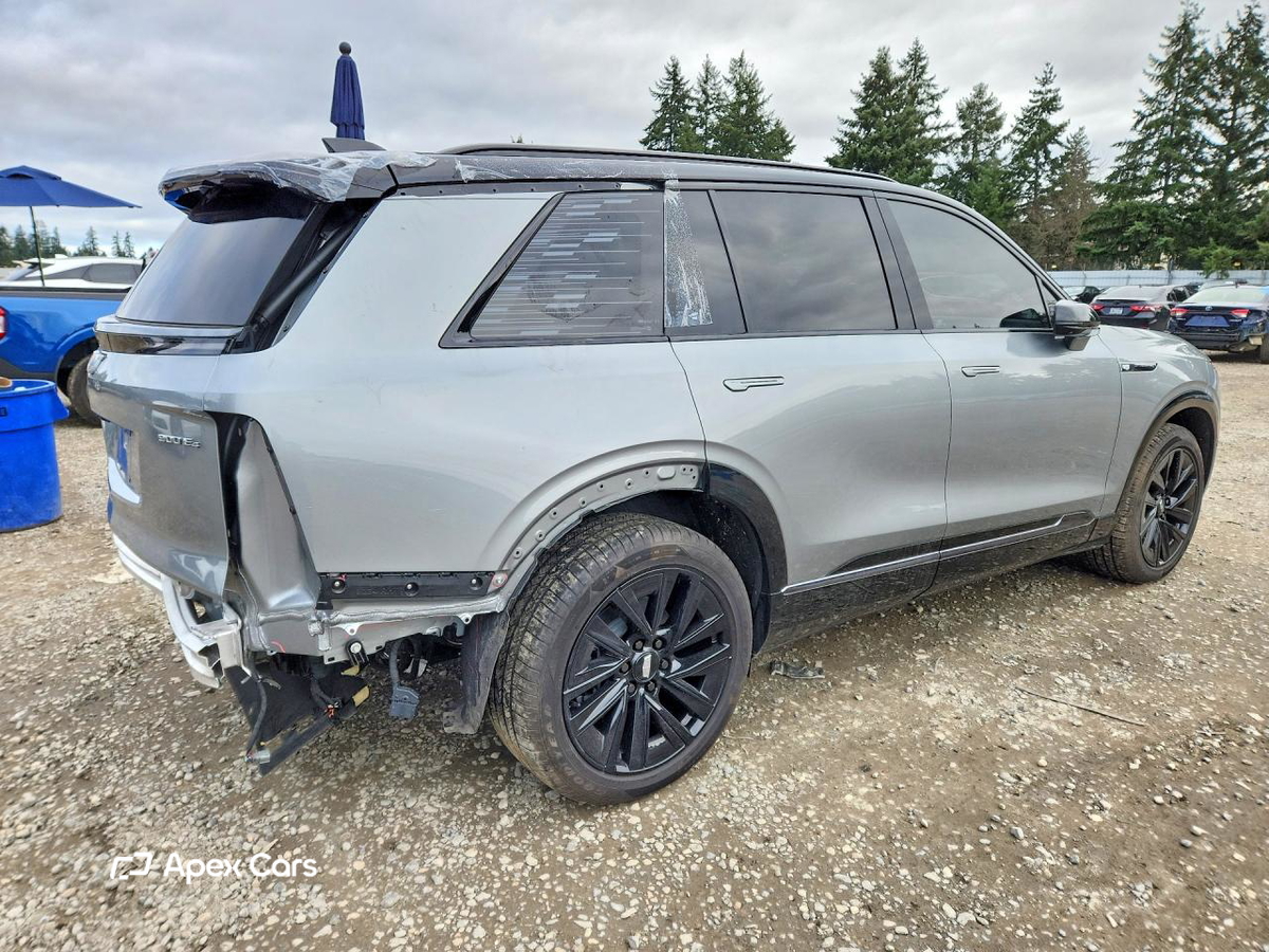 Cadillac XT4 2026