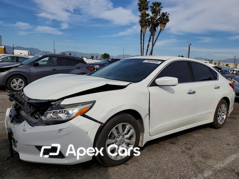 Nissan Altima 2017 - Zdjęcie 1 z 12