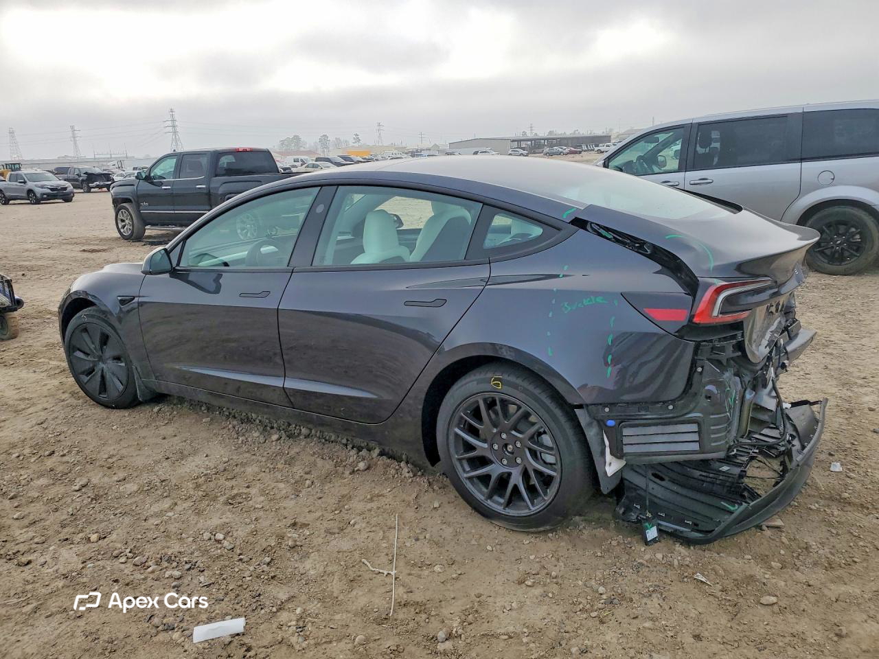 Tesla Model 3 2025