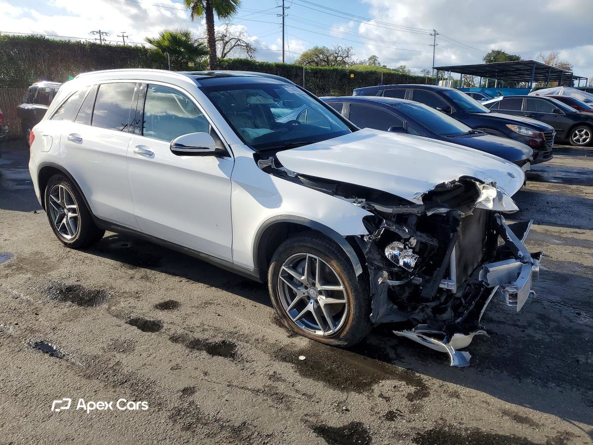 Mercedes-Benz GLC 2016