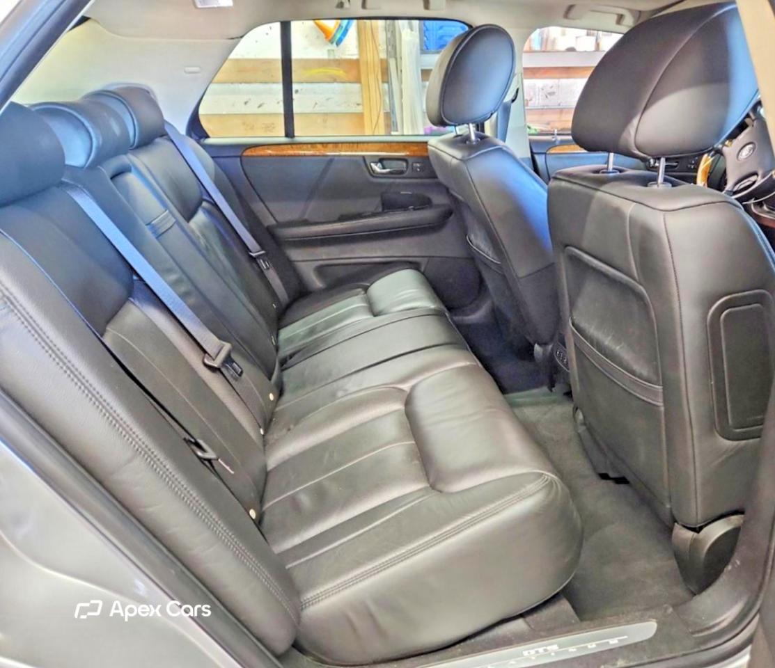 Cadillac DTS 2011