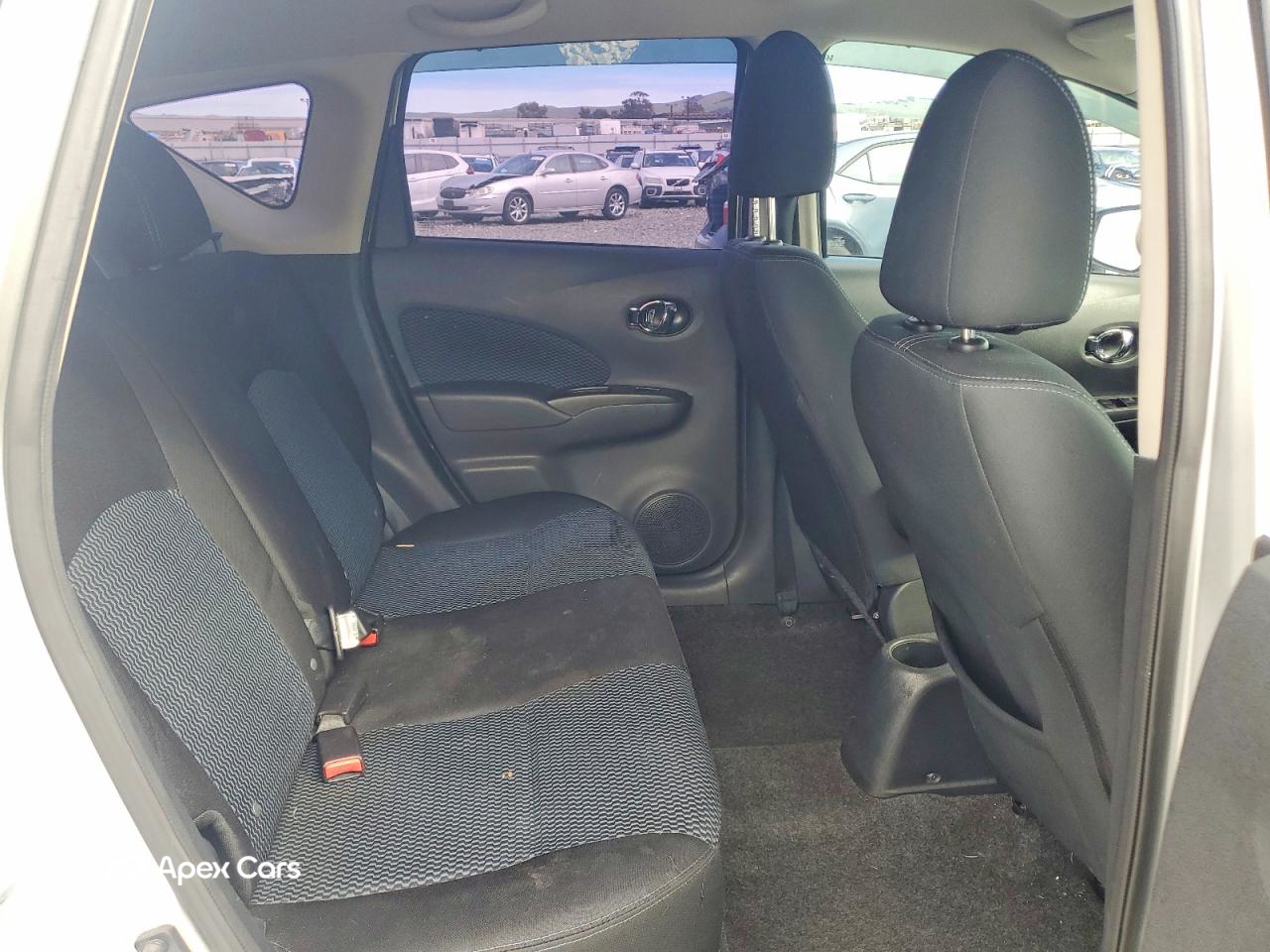 Nissan Versa 2016