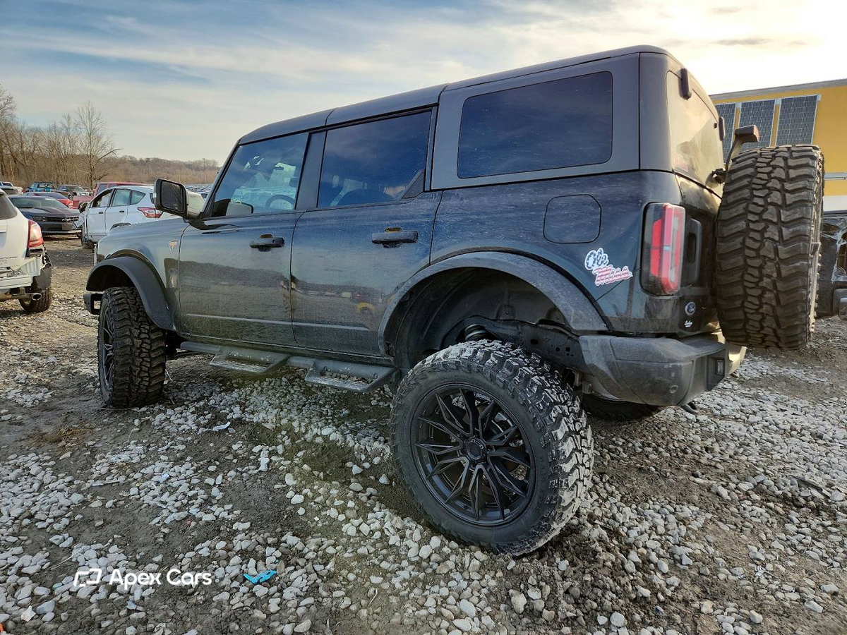 Ford Bronco 2024