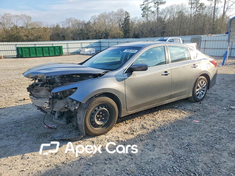 Nissan Altima 2018 - Image 1 of 13