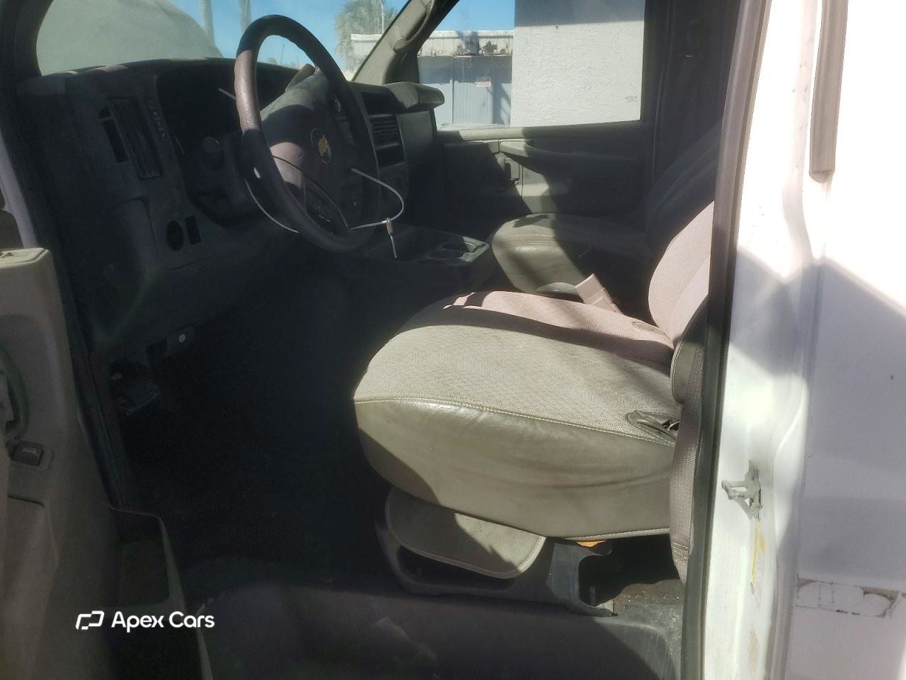 Chevrolet Express 2015