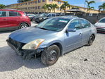 Nissan Altima 2010