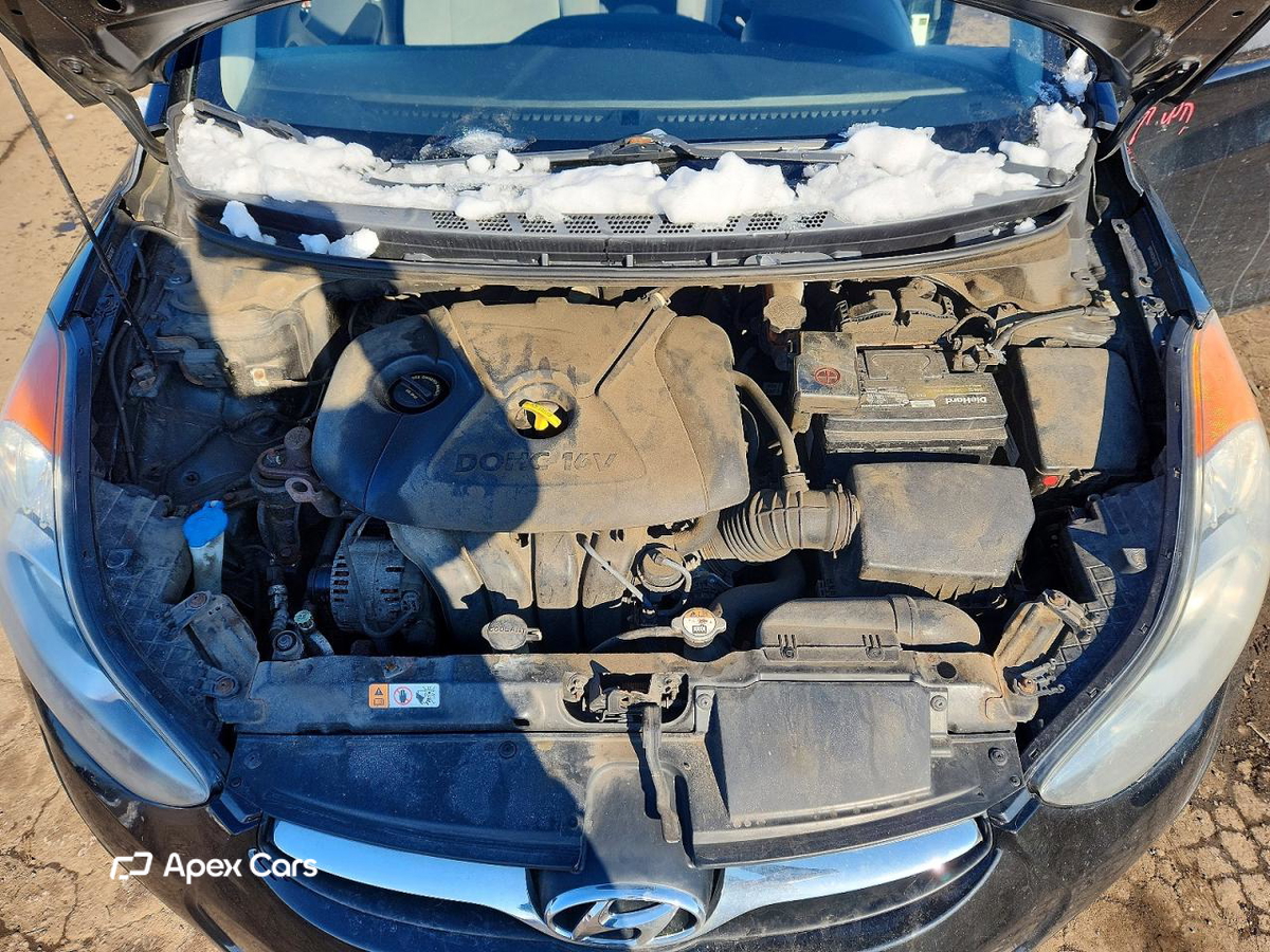 Hyundai Elantra 2013