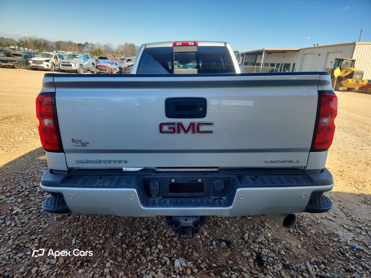 GMC Sierra 2018