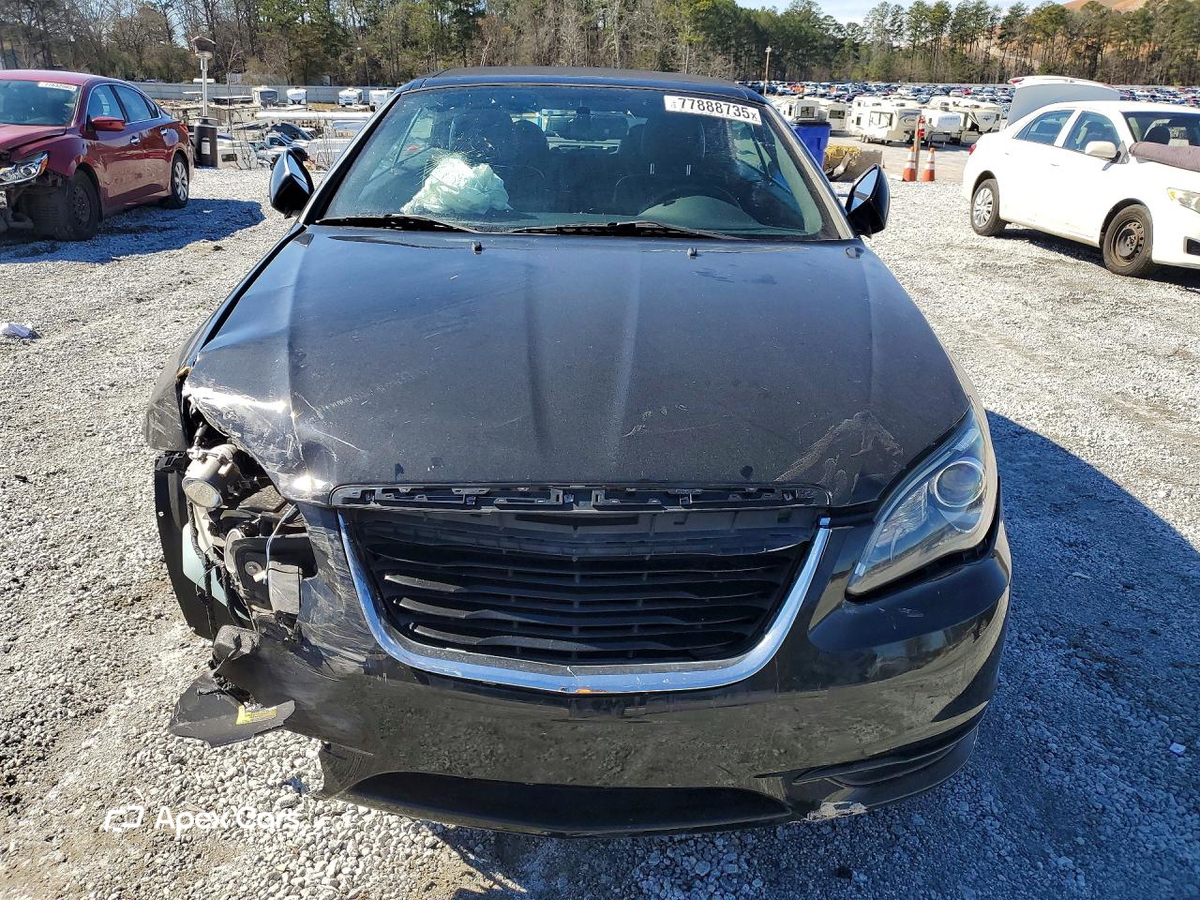 Chrysler 200 2012