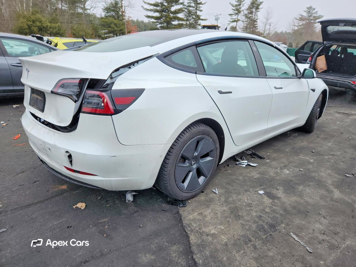 Tesla Model 3 2022