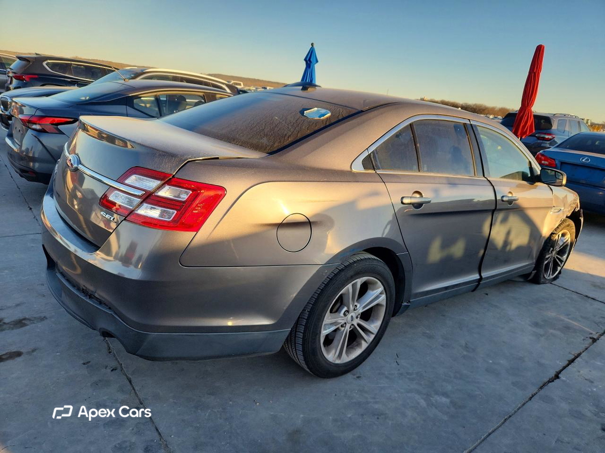 Ford Taurus 2013