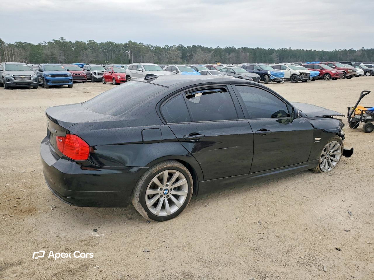 BMW Series 3 2011