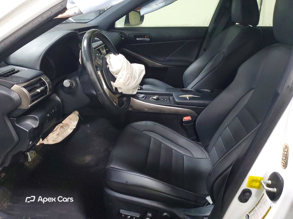 Lexus IS 2015