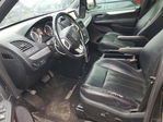 Dodge Caravan 2011