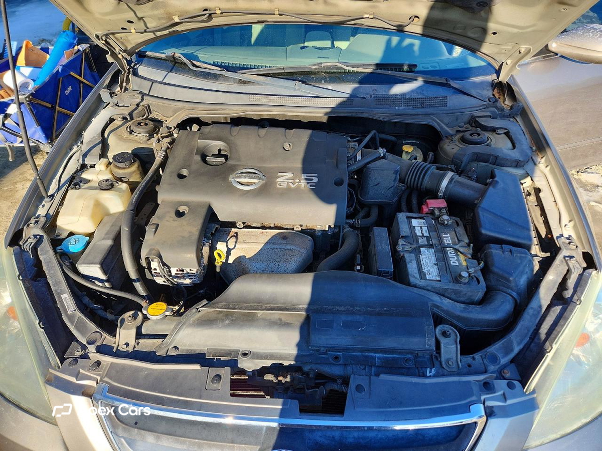 Nissan Altima 2004