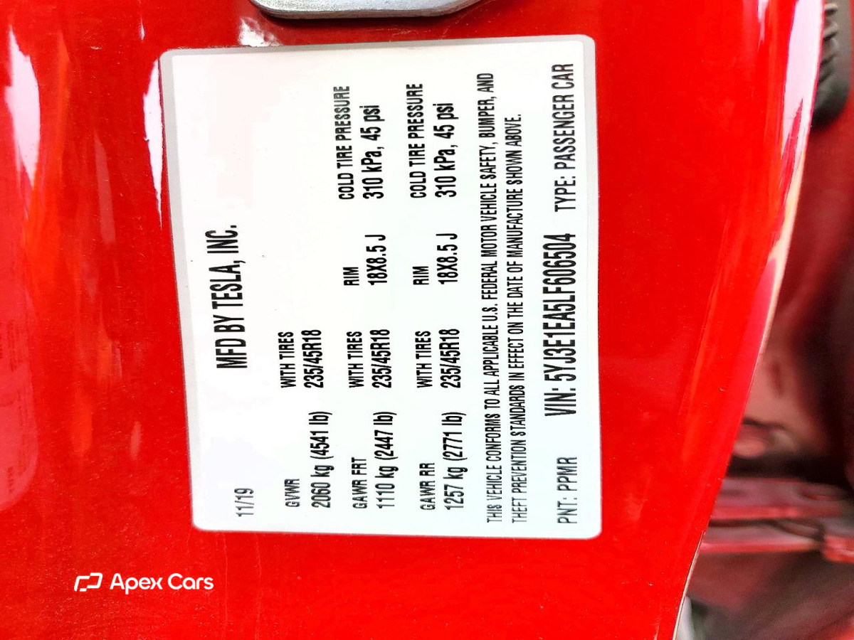 Tesla Model 3 2020