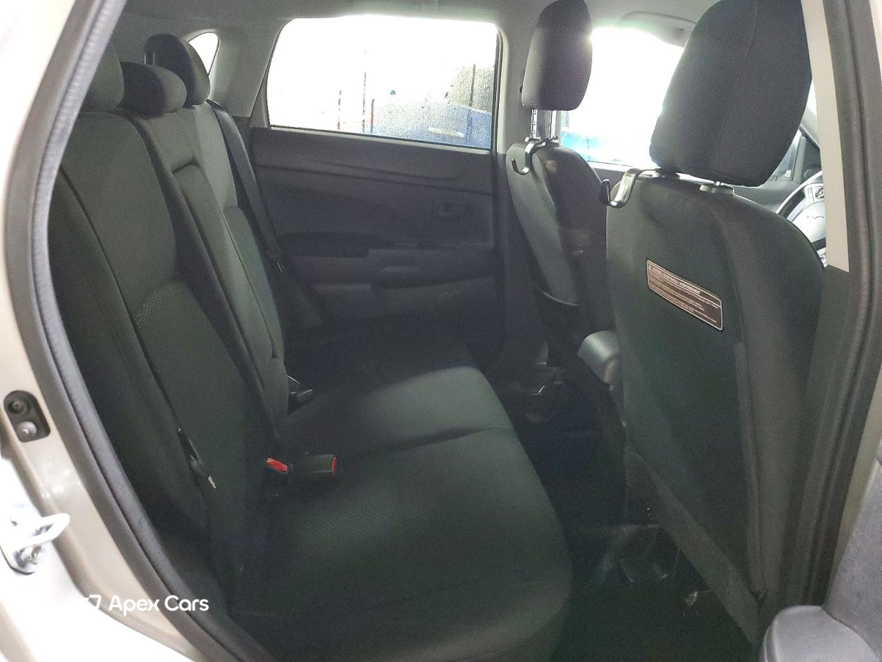 Mitsubishi Outlander 2015
