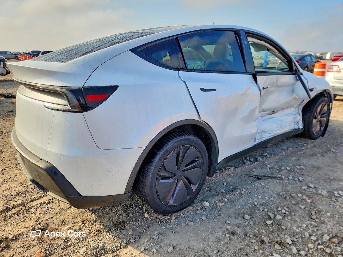 Tesla Model Y 2026