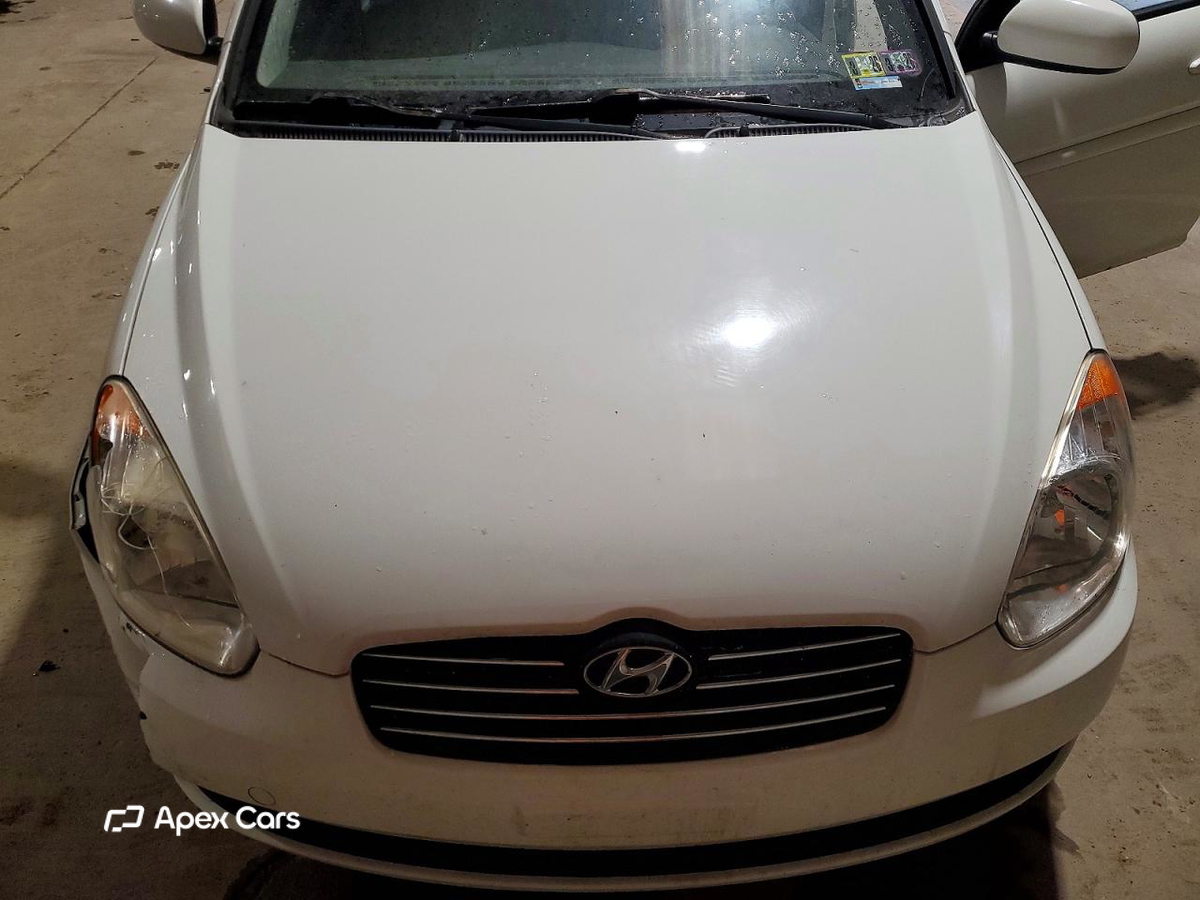 Hyundai Accent 2011