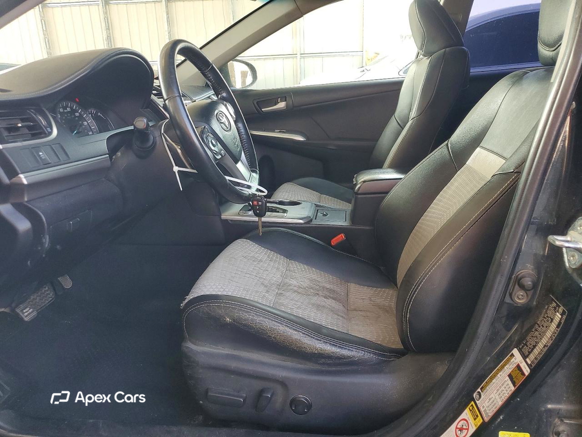 Toyota Camry 2012
