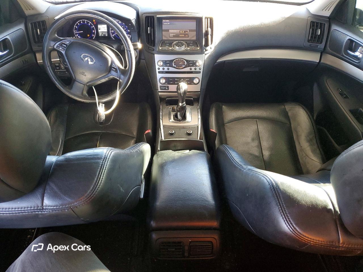 Infiniti G 2012