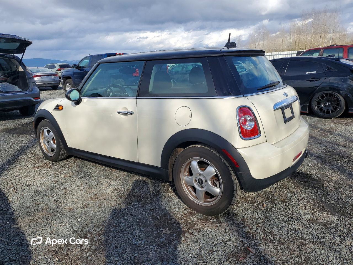 MINI Cooper 2011