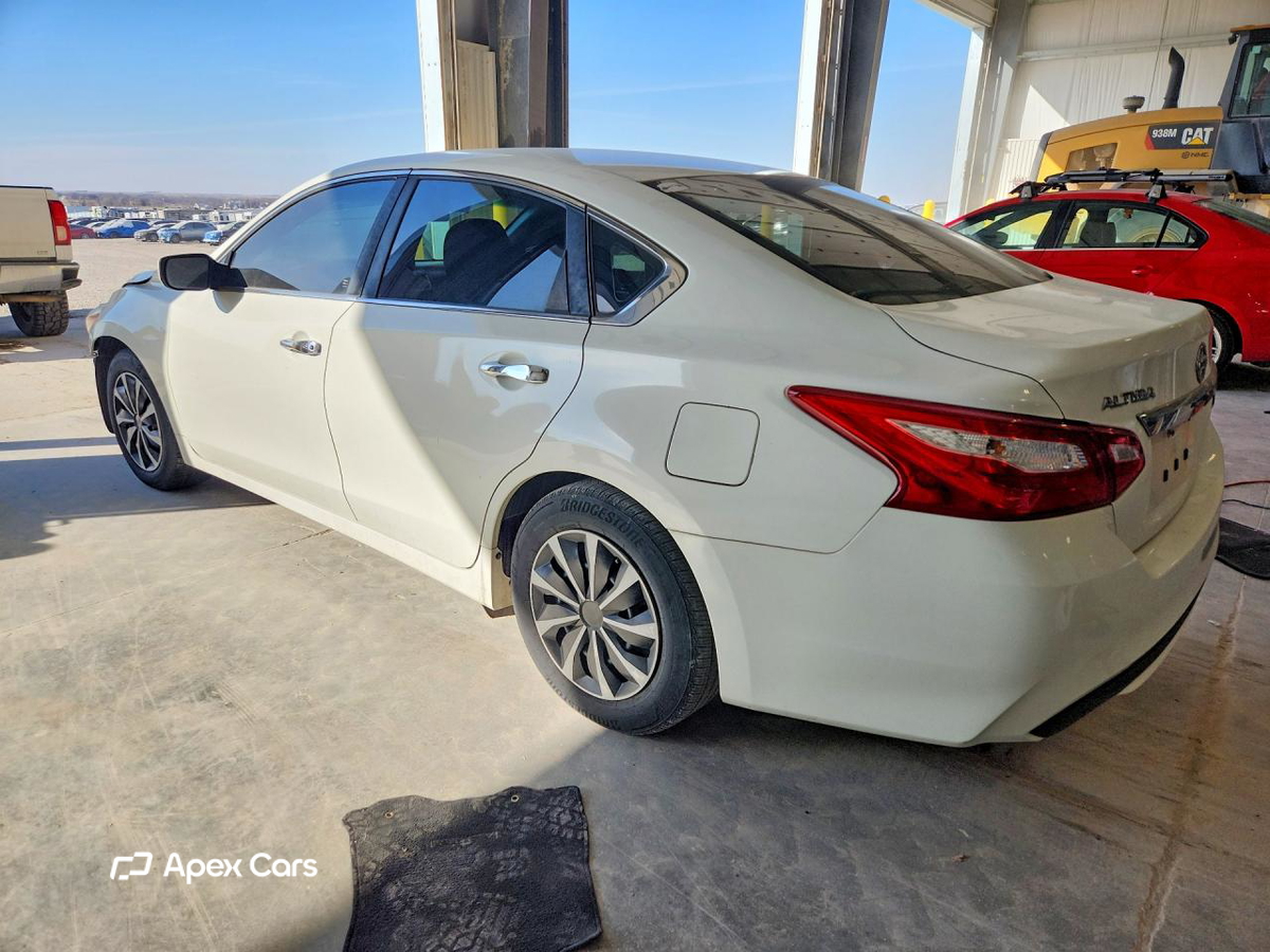 Nissan Altima 2016
