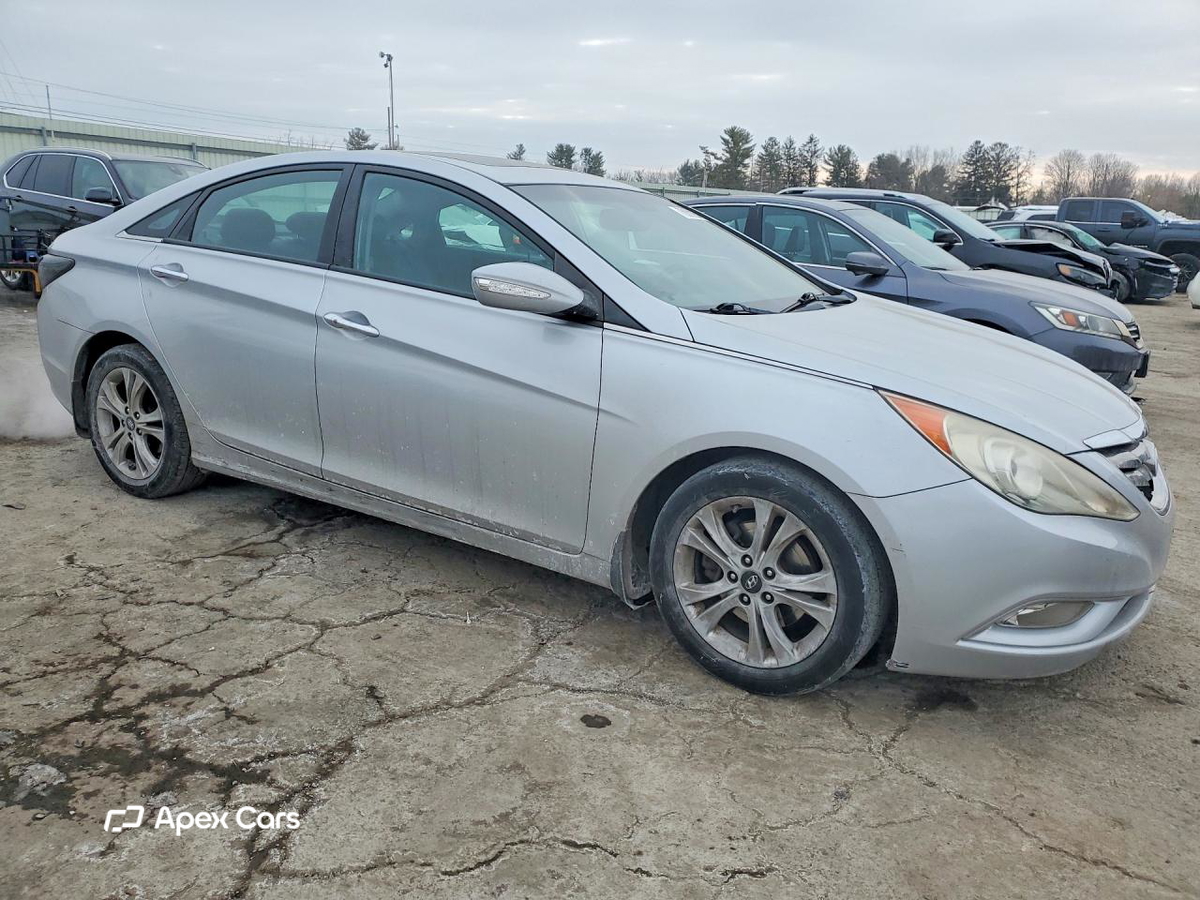 Hyundai Sonata 2011