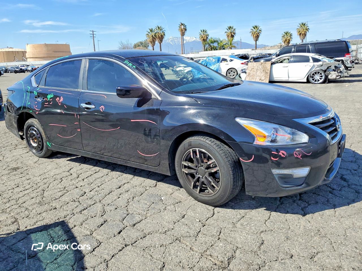Nissan Altima 2015
