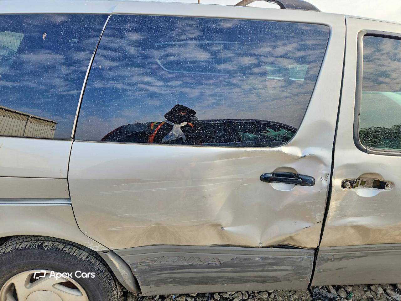 Toyota Sienna 2003