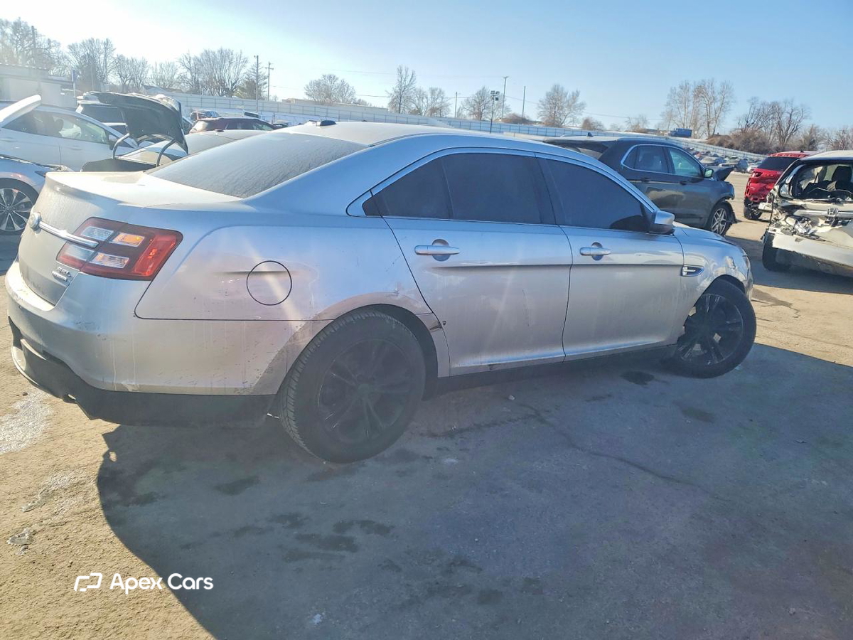 Ford Taurus 2013