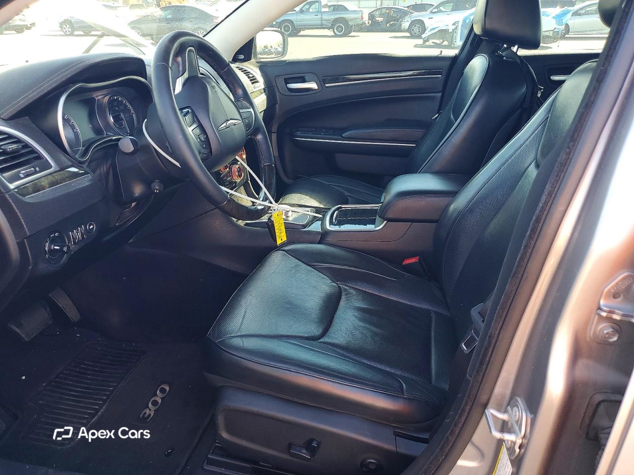 Chrysler 300 2016