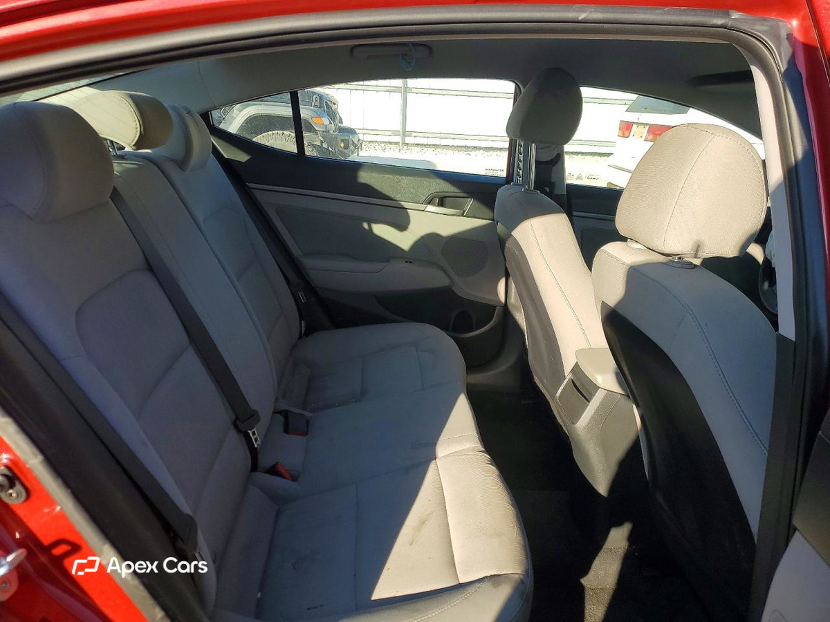 Hyundai Elantra 2018