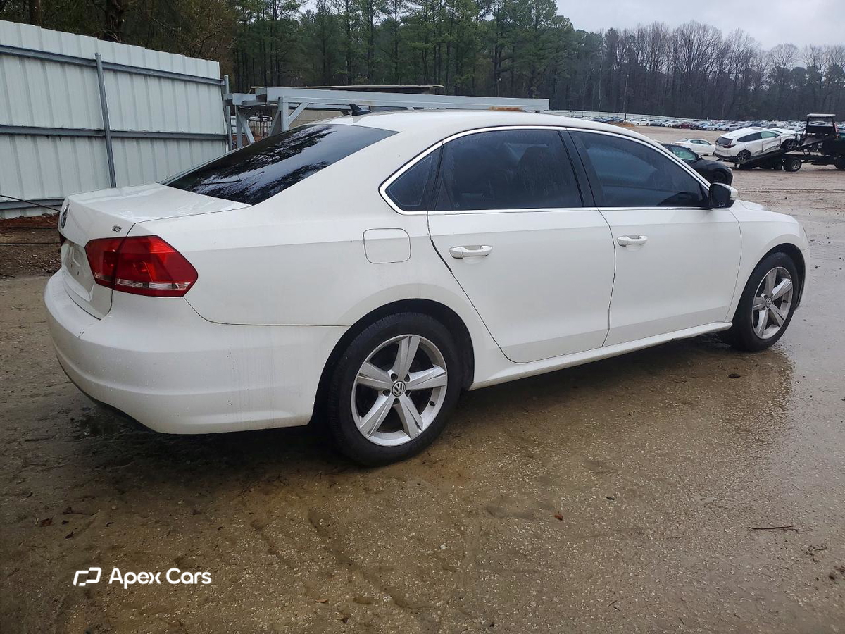 Volkswagen Passat 2013