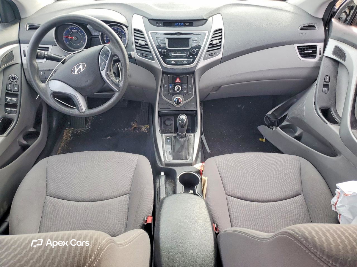 Hyundai Elantra 2016