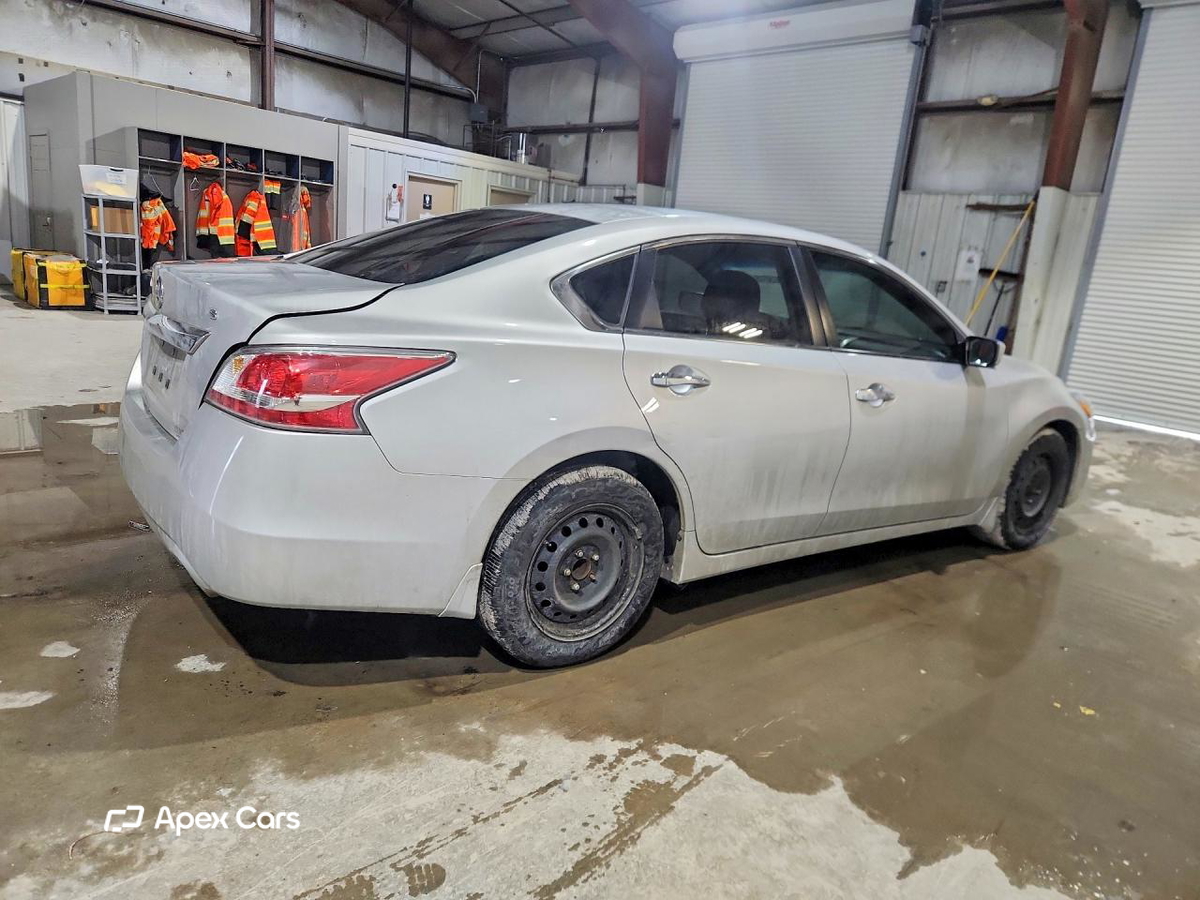 Nissan Altima 2015