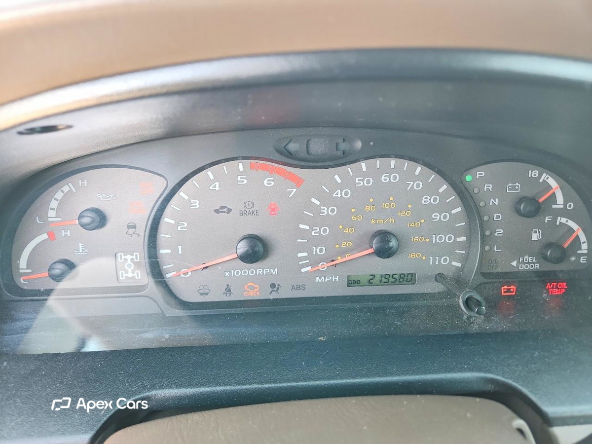 Toyota Sequoia 2003