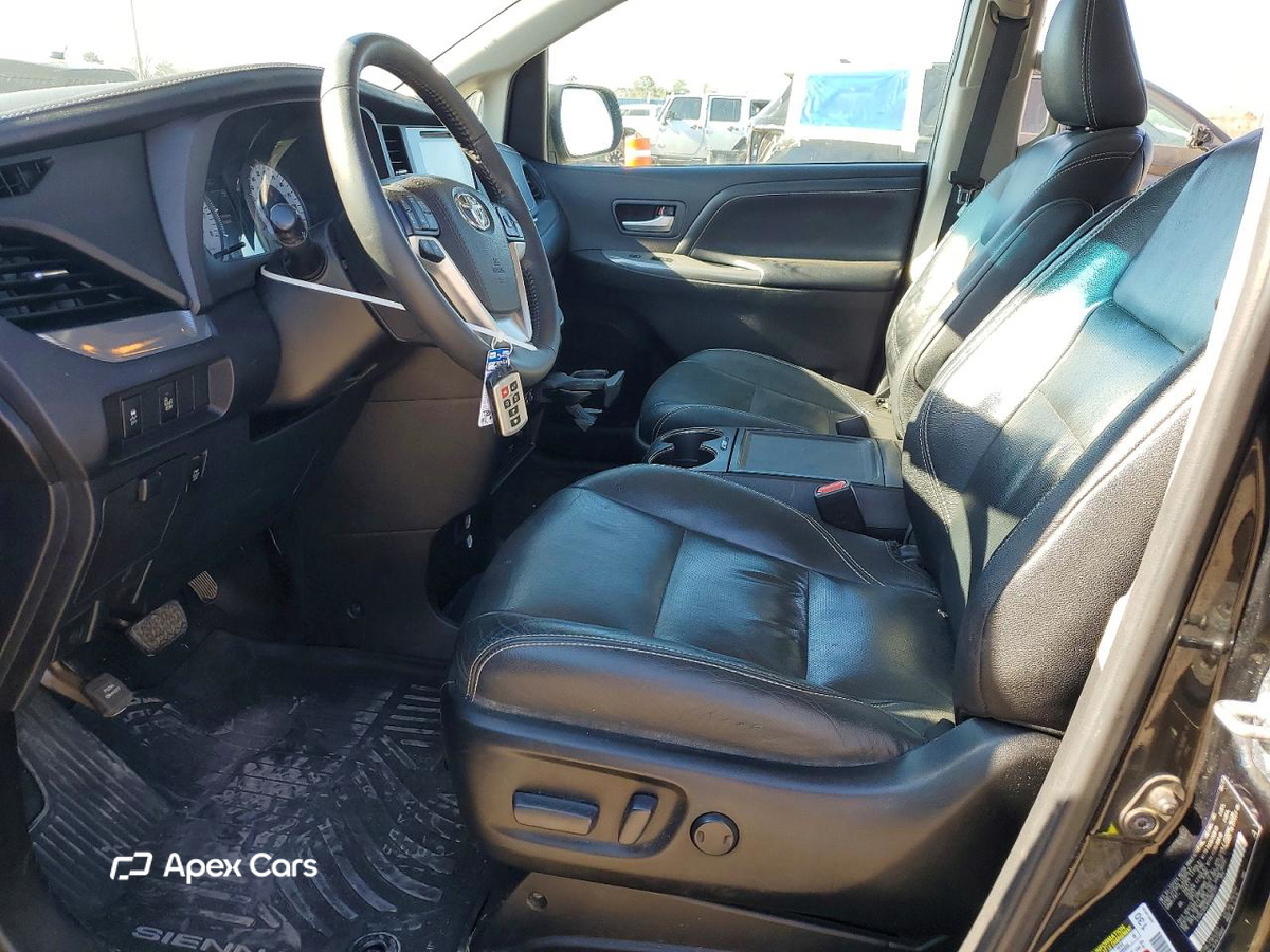 Toyota Sienna 2017
